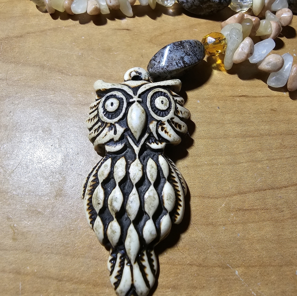 Disorderly Conduct Closet... Vintage & Natural Crystal Jewelry...